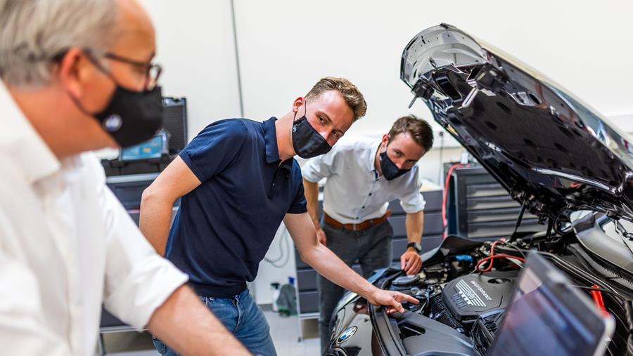 Un million d'euros de voitures BMW pour les écoles techniques belges