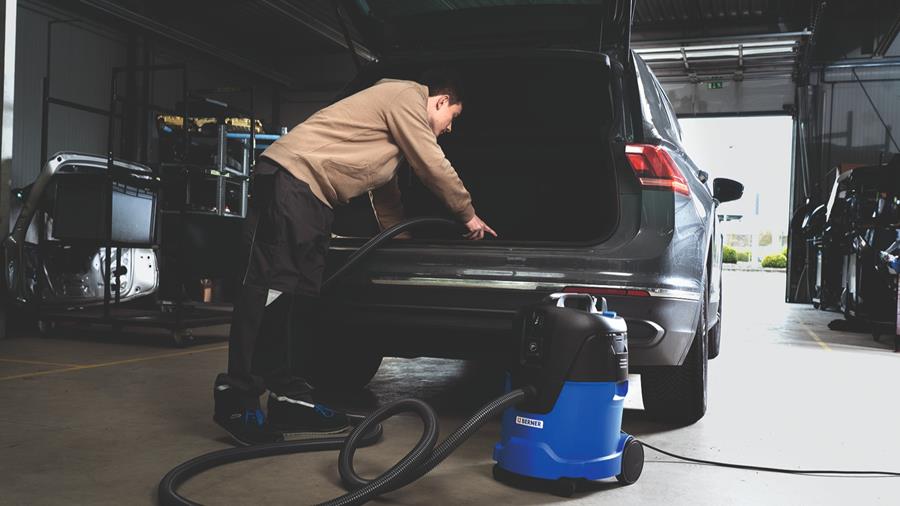 Hoe efficiënt ieder auto-interieur reinigen?