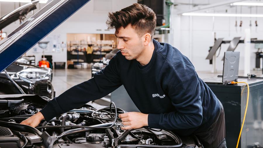 Le BMW Group Belux recherche 100 techniciens pour renforcer son réseau de garages