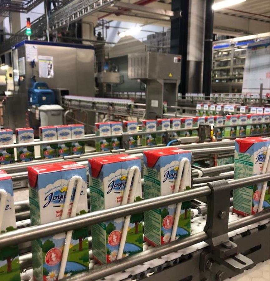 FrieslandCampina passe aux pailles en papier